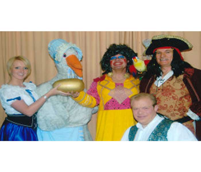 Mother Goose Stage Show mother goose cast and team on stage